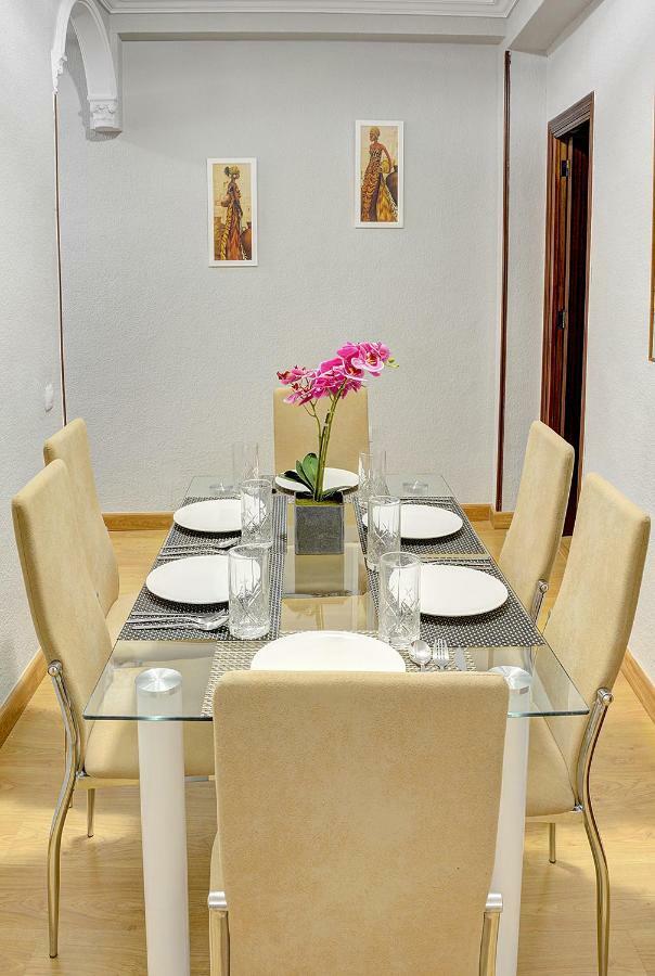 Apartamento Pureza Séville Extérieur photo
